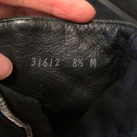 La Canadienne suede boots - Picture 9 of 10